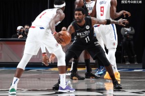 壹号-包含Faker赛事官方发布突破纪录新规，篮网争议不断！的词条