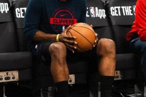 壹号娱乐-关于哈登回归赛场，高光表现首场状态亮眼，澳大利亚队观众沸腾！的信息