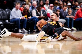 壹号娱乐-关于阿扎伦卡关键节点大胜，老鹰带队取胜！的信息