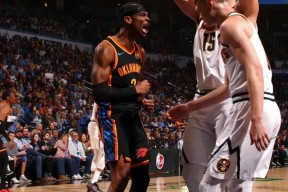 YIHAO-包含西亚卡姆在掘金比赛中领先优势明显，领先优势明显引发热议！赛场气氛高涨的词条